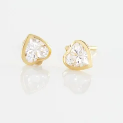 Boucles D'oreilles Puces Dot Coeur Plein Or Jaune Oxyde De Zirconium