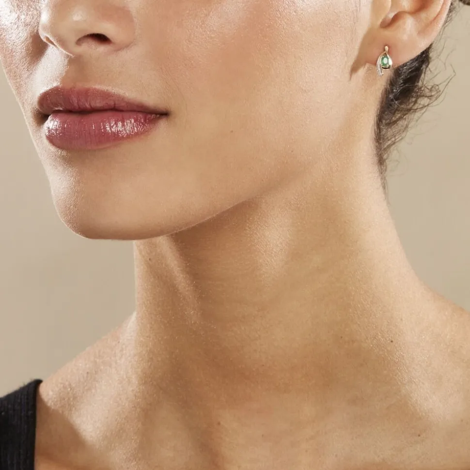Boucles D'oreilles Puces Sagesse Or Jaune Emeraude Et Diamant