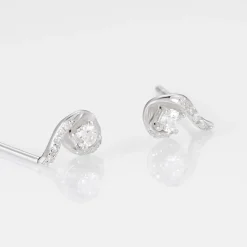 Boucles D'oreilles Puces Vrille Accompagnee Or Blanc Diamant