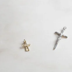 Pendentif Canice Croix Or Jaune Oxyde De Zirconium