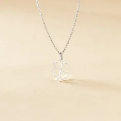 Pendentif Koulmia Trefle Diamante Or Blanc